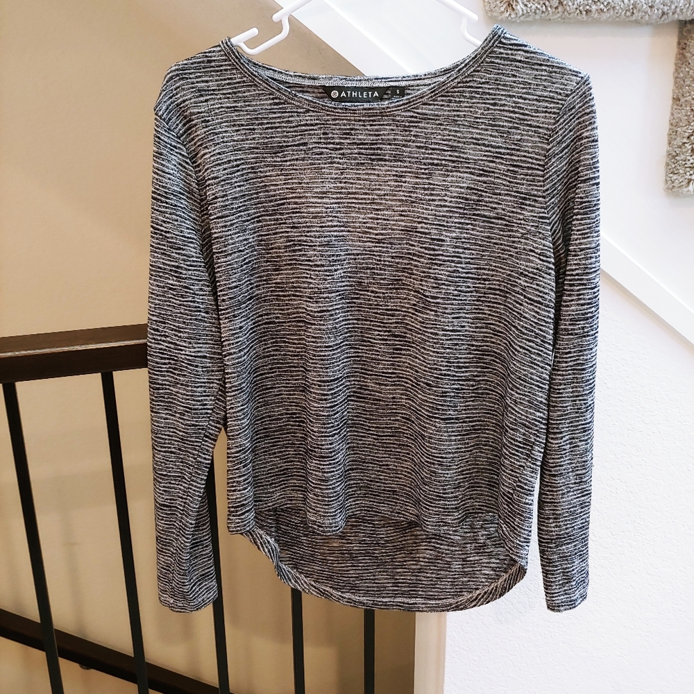 Athleta Long Sleeve Top Shirt Striped Small Black White Open Back High Low Hem